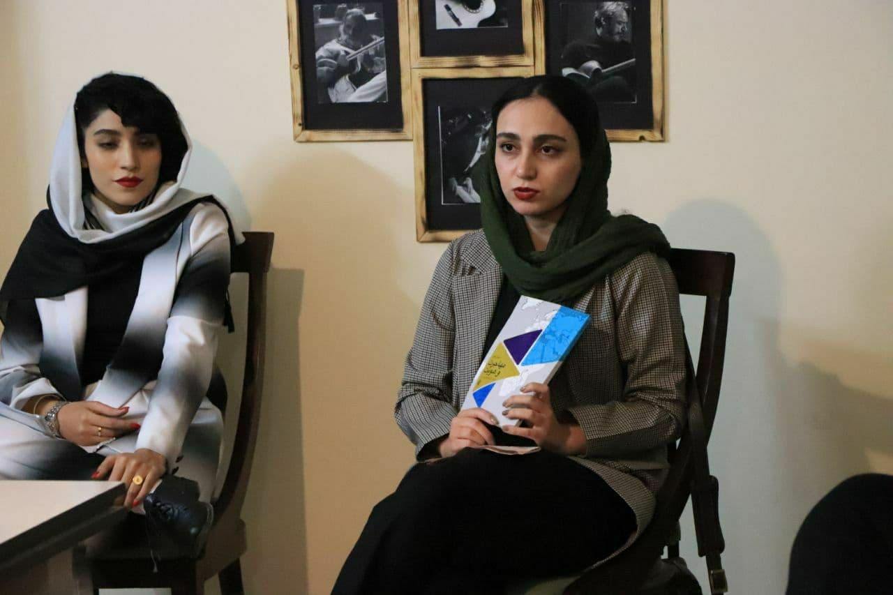 پنجمین جلسه گروه روانشناسی – مهاجرت و هویت