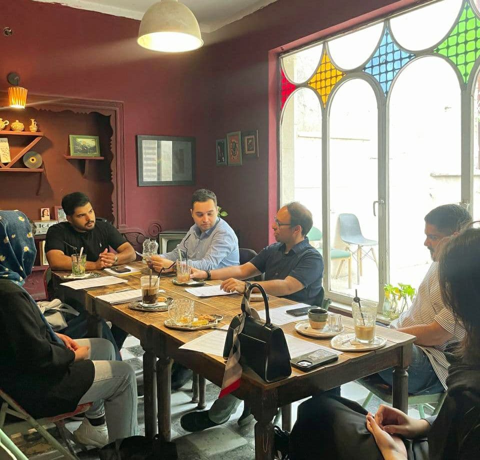 English Free Discussion اول – زندگی دیجیتال و ارتباطات