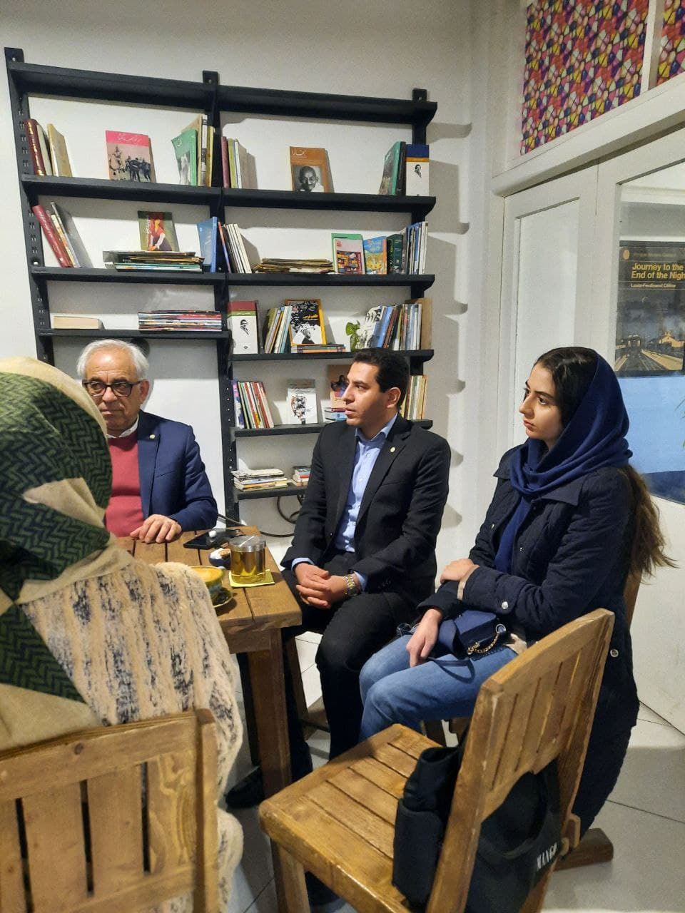 نگاهی گذرا بر مکتب‌های ادبی جهان – شصت و ششمین جلسه انجمن