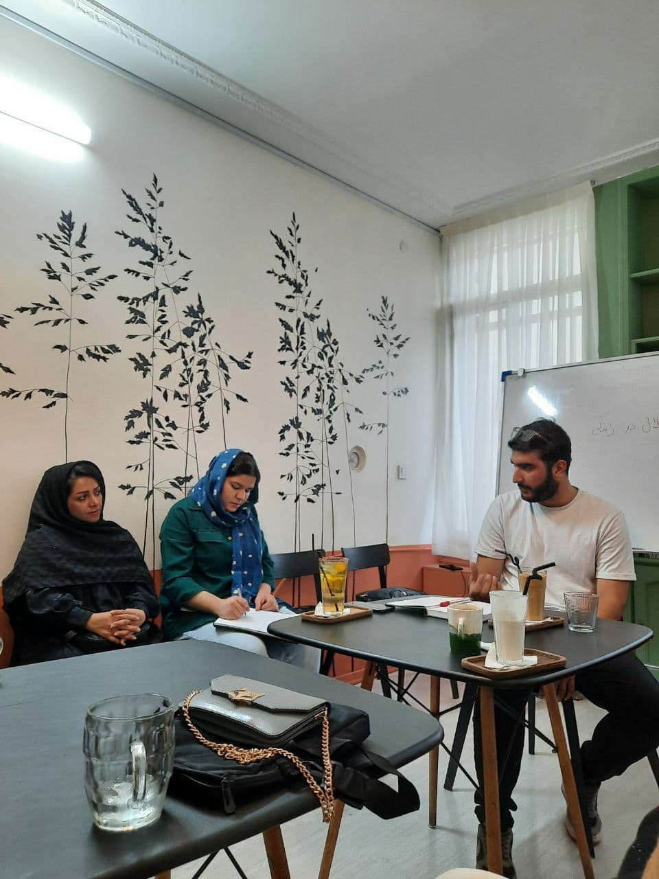 اولین جلسه گروه روان‌شناسی – ملال و رنج زندگی