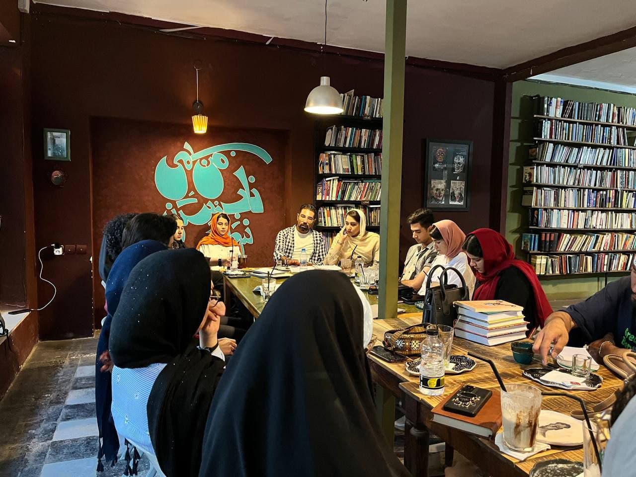دومین جلسه انجمن شفق – آواز ققنوس و تولد از مرگ