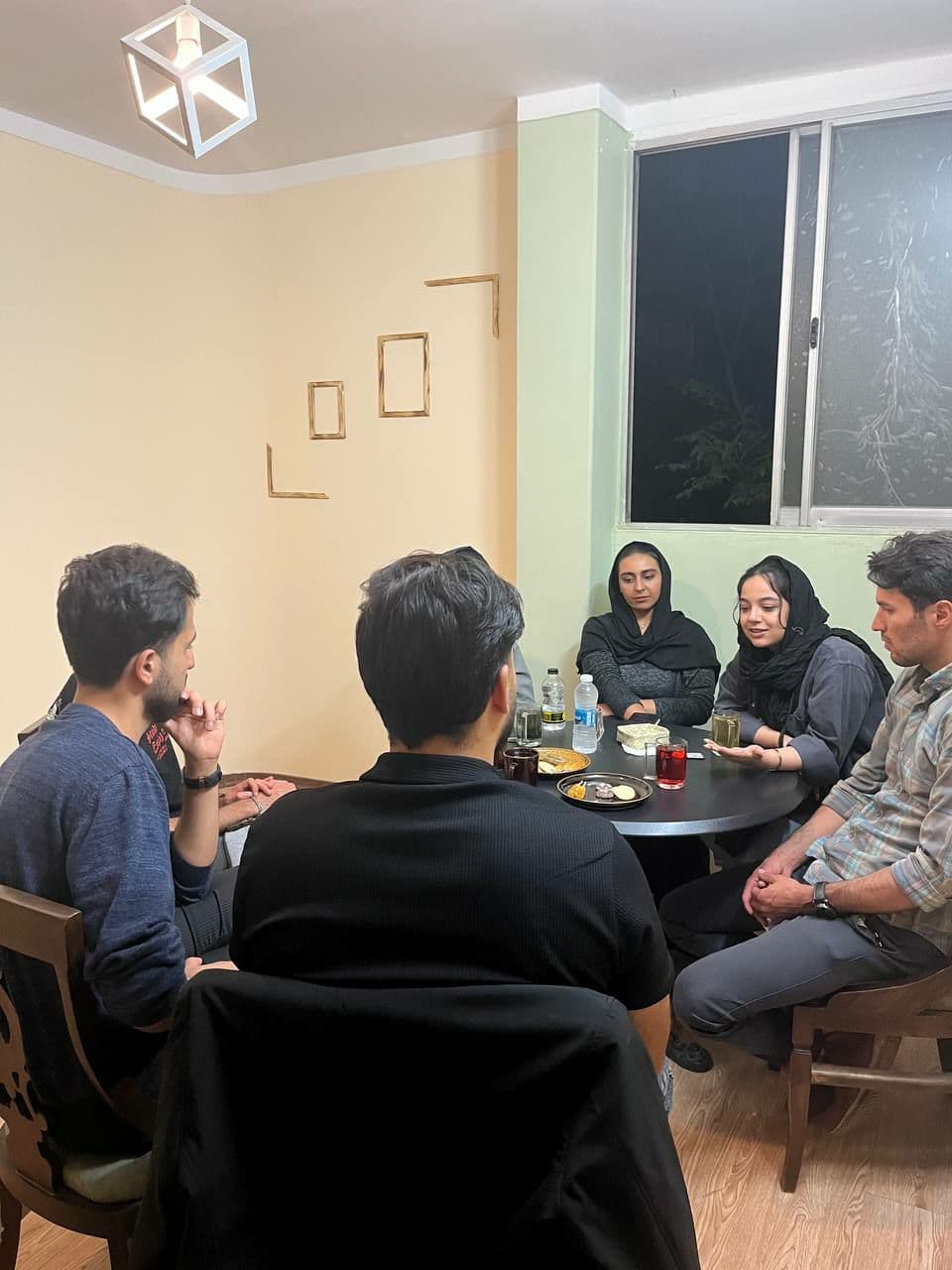 English Free Discussion پانزدهم – تأثیرات همهگیری کرونا
