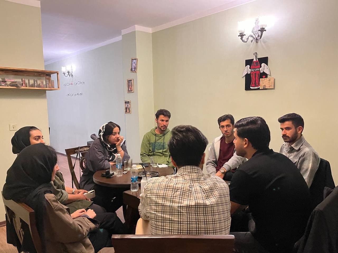 English Free Discussion هفدهم – نوستالژی و گذشتهگرایی