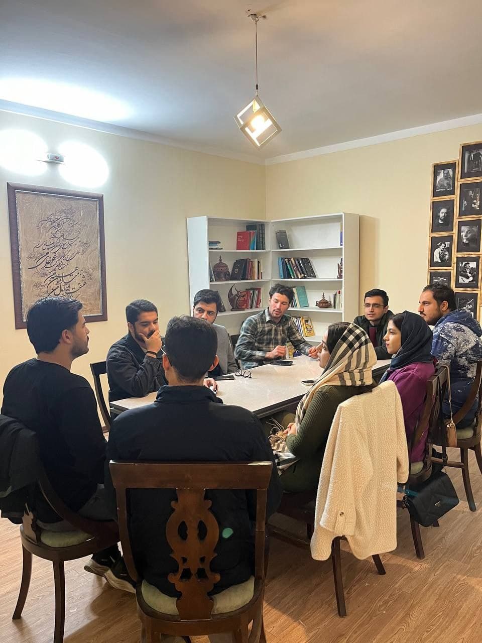 English Free Discussion هجدهم – روابط مدرن و تعهد