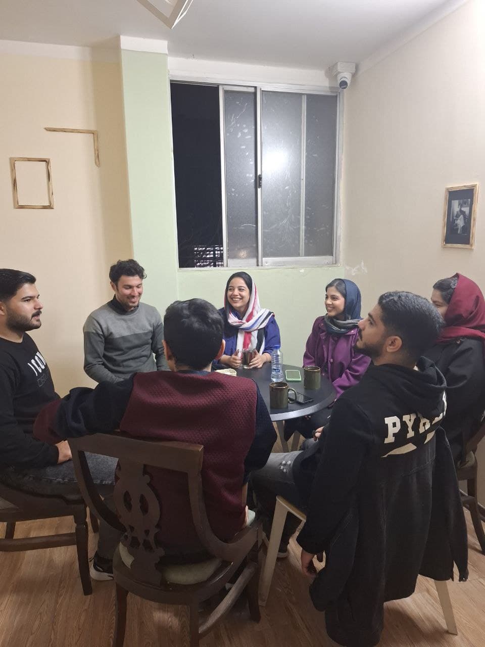 English Free Discussion نوزدهم – مرزگذاری و حفظ خود