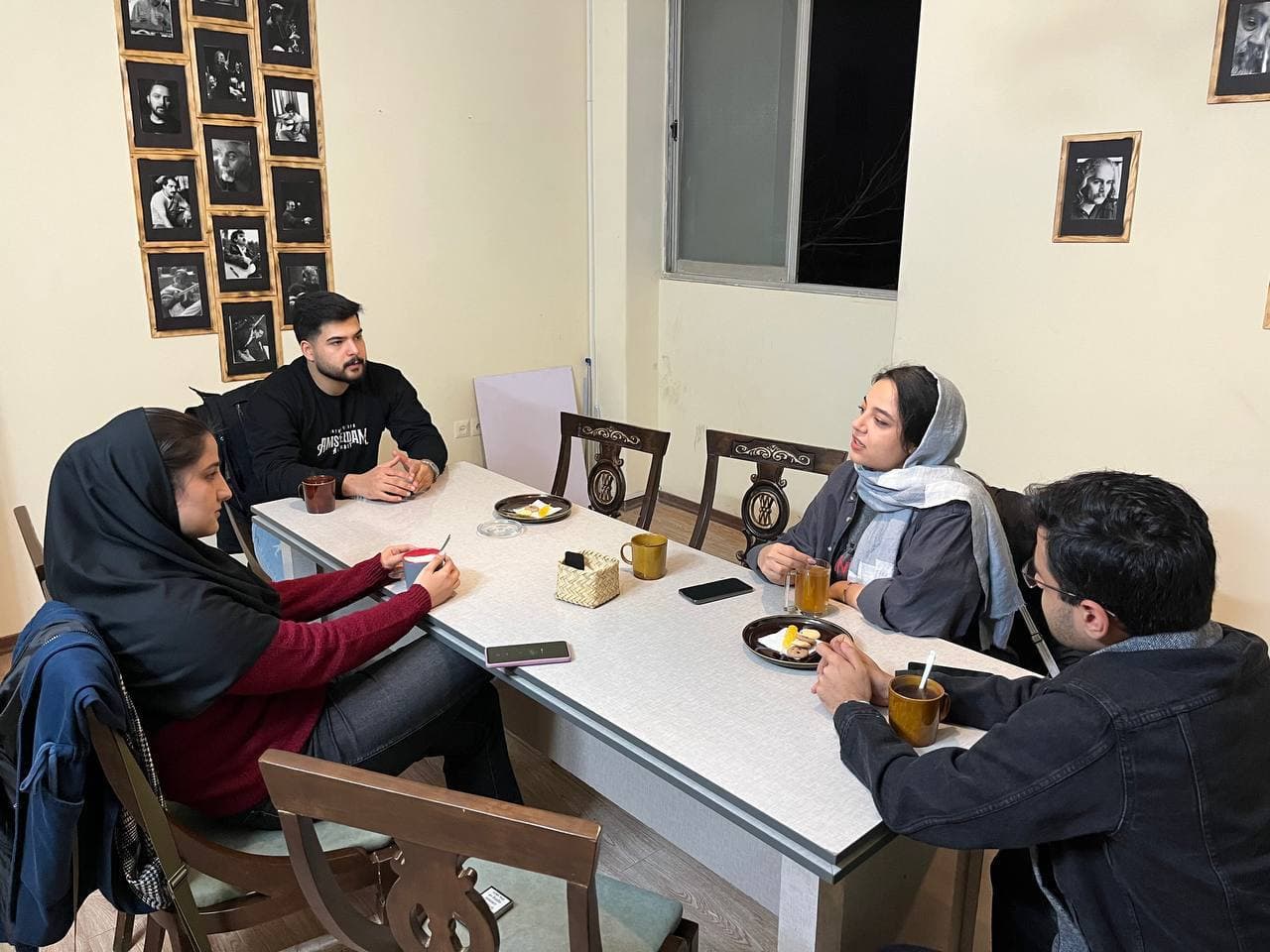 چالشهای والدگری مدرن و تعادل تربیتی – شصت و هفتمین جلسه انگلیسی آزاد