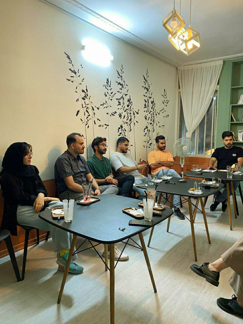 English Free Discussion پنجم – مهاجرت و تنوع فرهنگی
